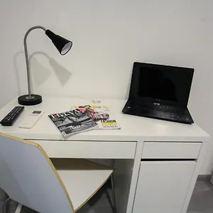 https://carreteria-center-apartments.hotelsinnerja.org